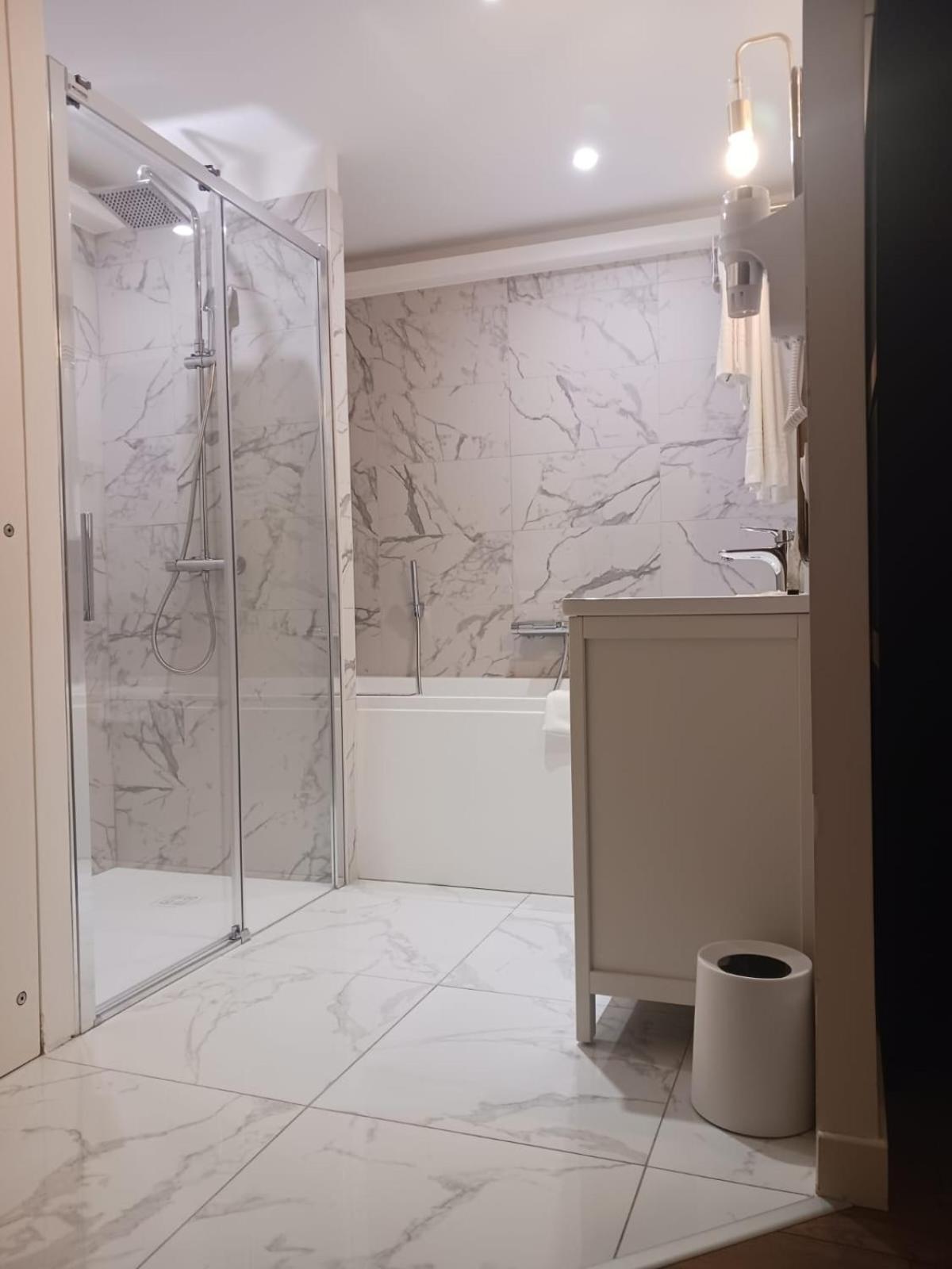 Touraco Bed & Breakfast Villars-les-Dombes Eksteriør bilde